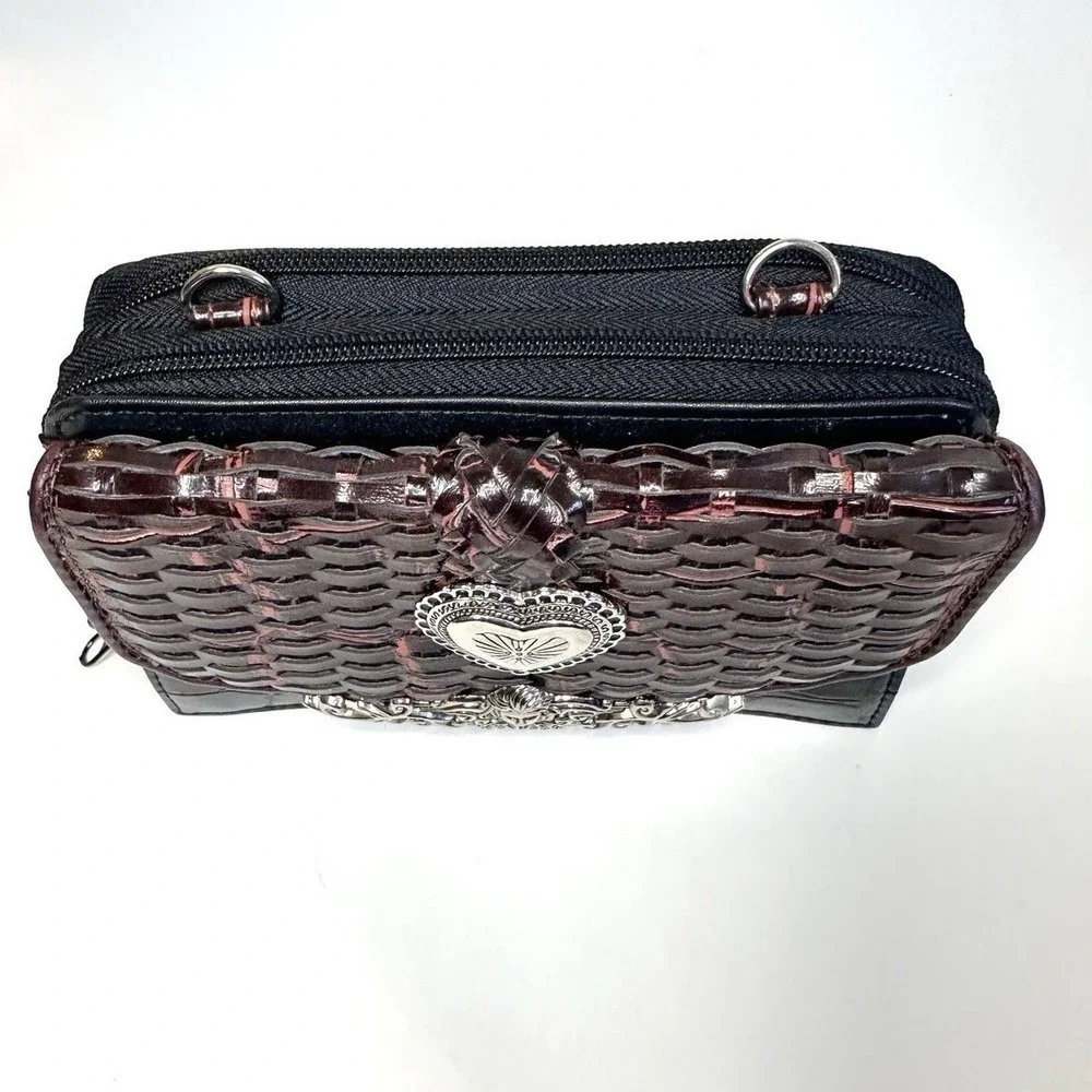 Western Crossbody Wallet Clutch Faux Croc Woven Leather Look Silver Heart Medusa